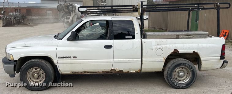 image for item OG9854 2000 Dodge Ram 1500 Club Cab pickup truck