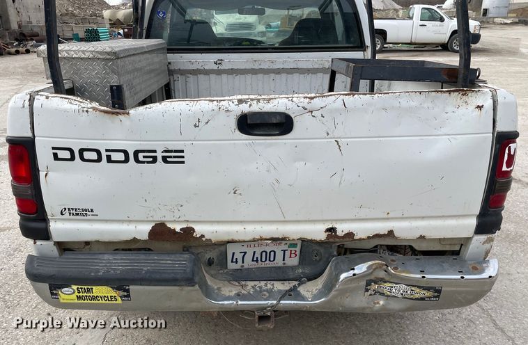 image for item OG9854 2000 Dodge Ram 1500 Club Cab pickup truck