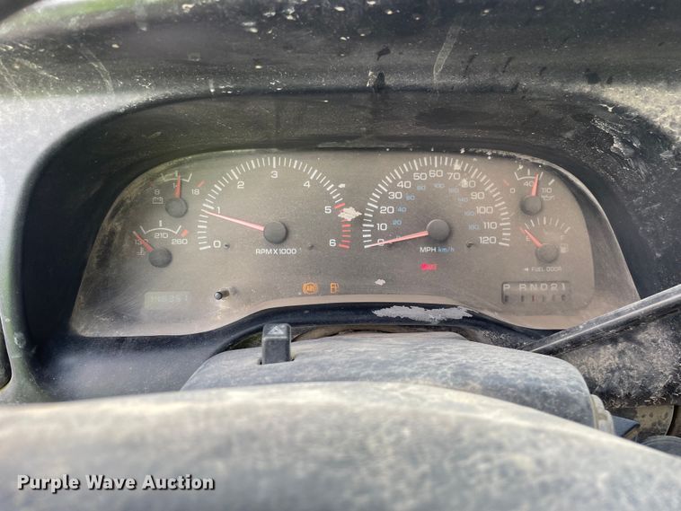 image for item OG9854 2000 Dodge Ram 1500 Club Cab pickup truck