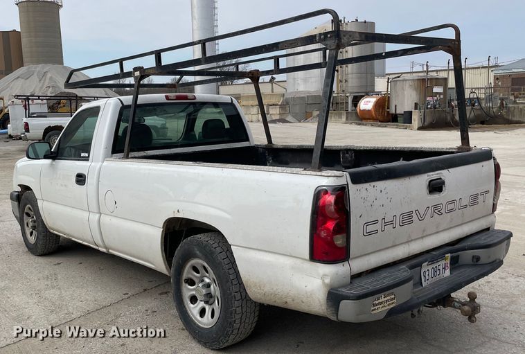 image for item OG9855 2006 Chevrolet Silverado 1500  pickup truck