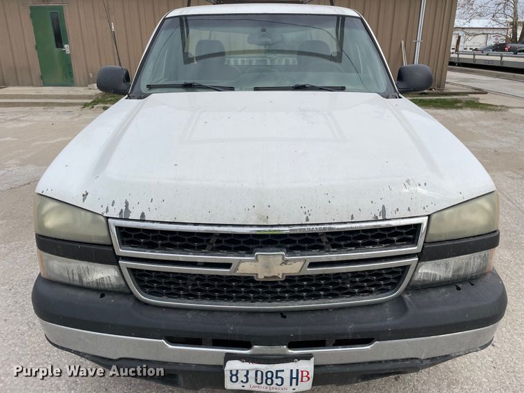 image for item OG9855 2006 Chevrolet Silverado 1500  pickup truck
