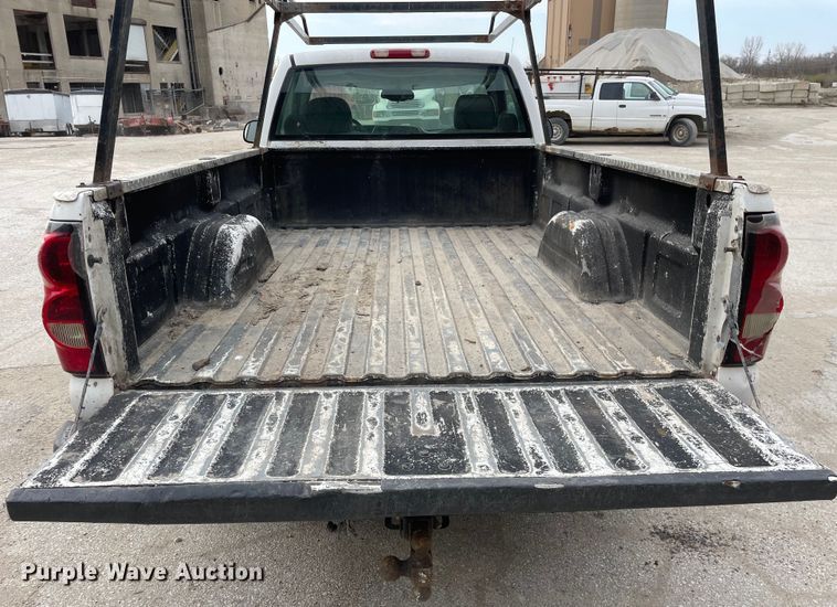 image for item OG9855 2006 Chevrolet Silverado 1500  pickup truck