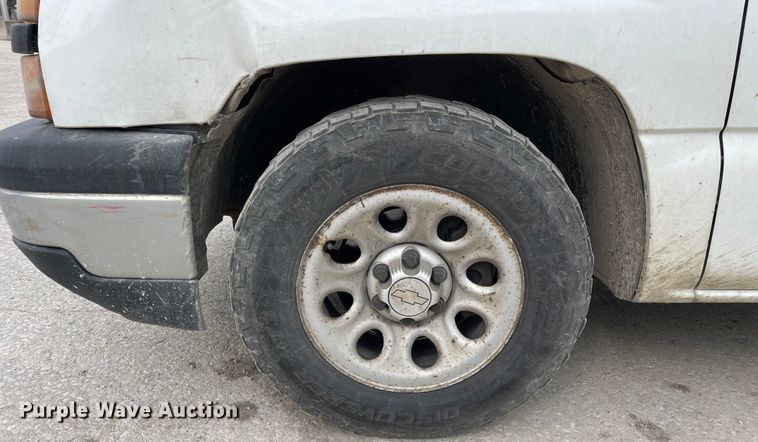 image for item OG9855 2006 Chevrolet Silverado 1500  pickup truck