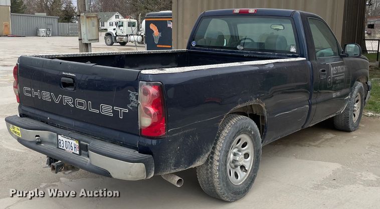 image for item OG9856 2006 Chevrolet Silverado 1500  pickup truck