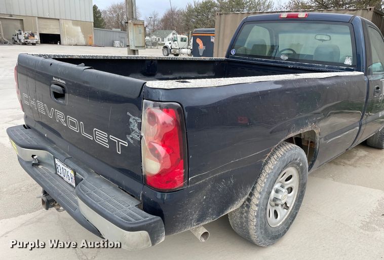 image for item OG9856 2006 Chevrolet Silverado 1500  pickup truck