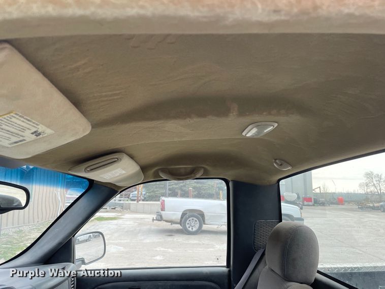 image for item OG9856 2006 Chevrolet Silverado 1500  pickup truck