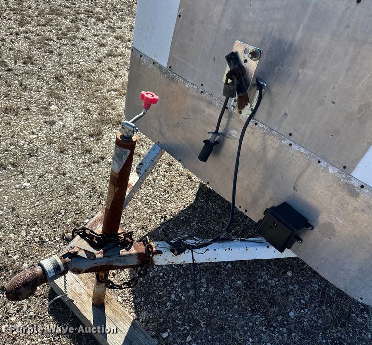 image for item OI9291 1997 W-W enclosed cargo trailer