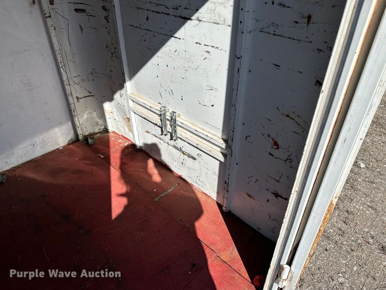 image for item OI9291 1997 W-W enclosed cargo trailer