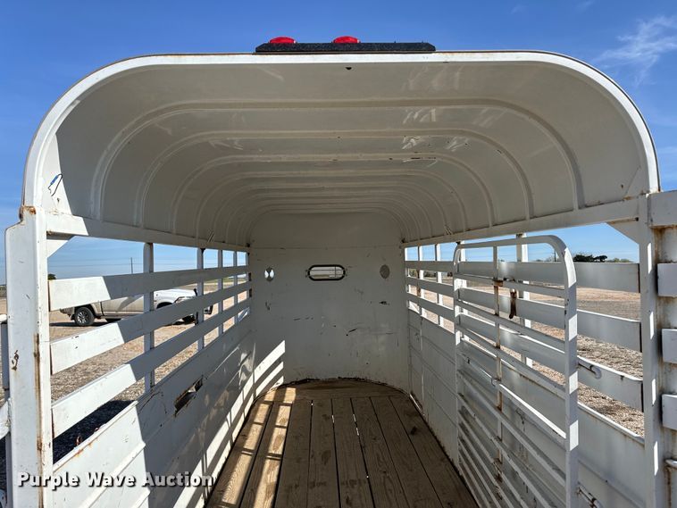 image for item OI9292 CM livestock trailer