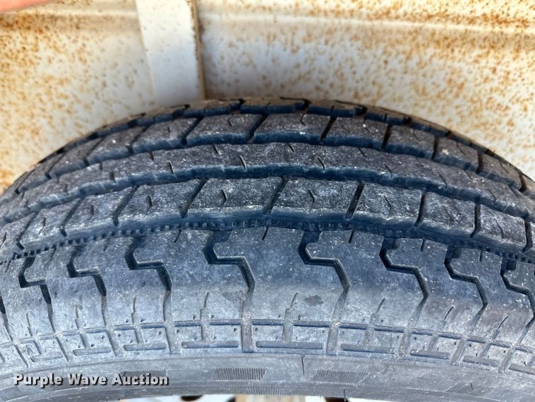 image for item OI9292 CM livestock trailer