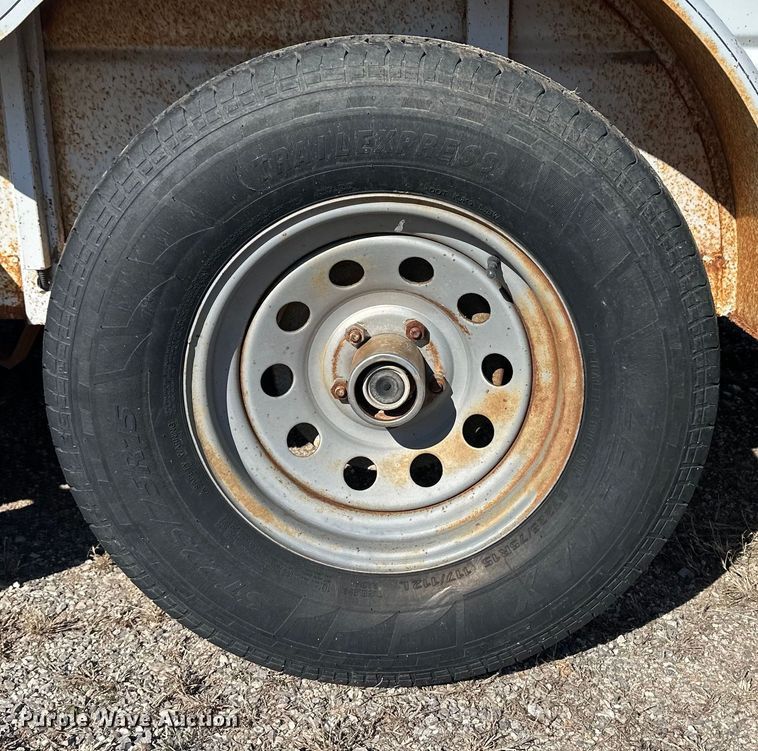 image for item OI9292 CM livestock trailer