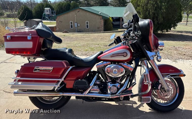 image for item OI9296 2005 Harley Davidson FLHTCI motorcycle