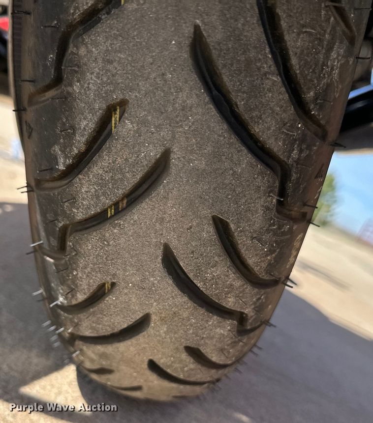 image for item OI9296 2005 Harley Davidson FLHTCI motorcycle