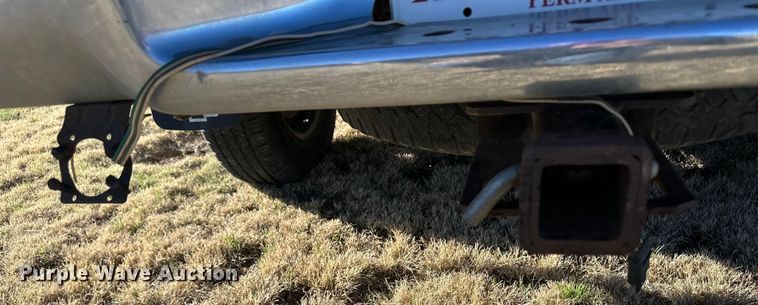 image for item OI9334 1989 Chevrolet K1500 pickup truck