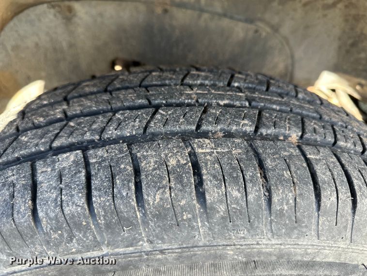 image for item OI9334 1989 Chevrolet K1500 pickup truck