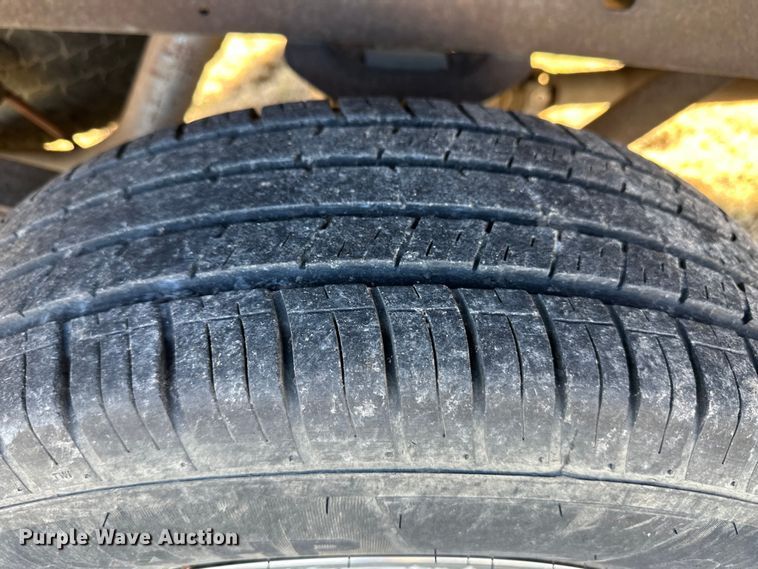 image for item OI9334 1989 Chevrolet K1500 pickup truck