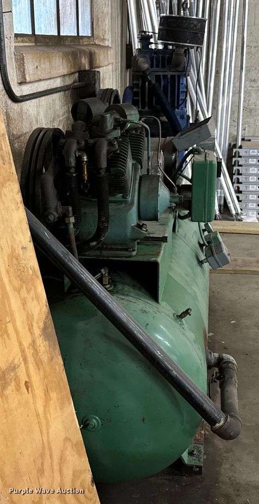 image for item OJ9688 Brunner air compressor