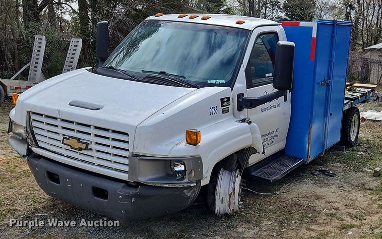 image for item OK9828 2008 Chevrolet  C4500 flatbed truck