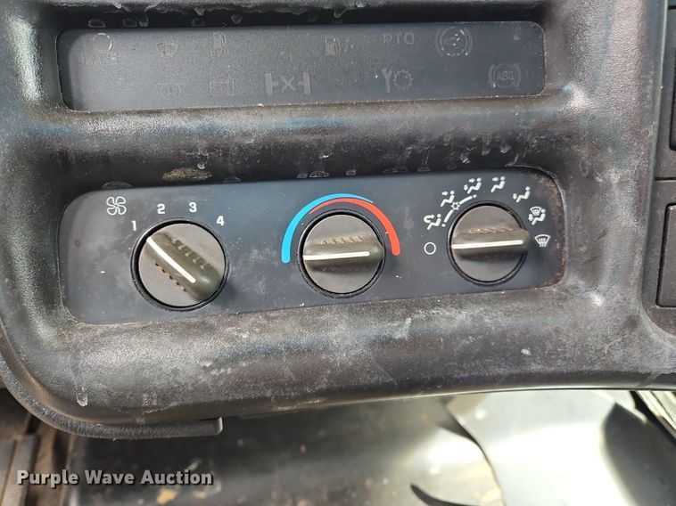 image for item OK9828 2008 Chevrolet  C4500 flatbed truck