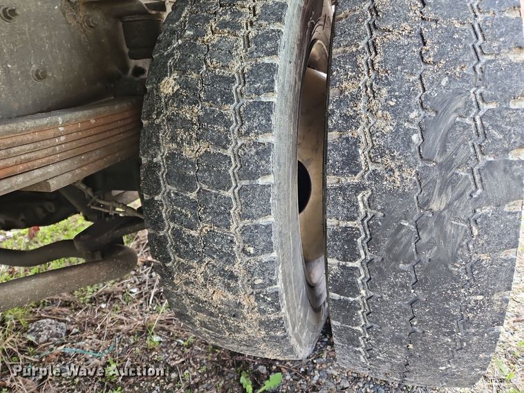 image for item OK9828 2008 Chevrolet  C4500 flatbed truck