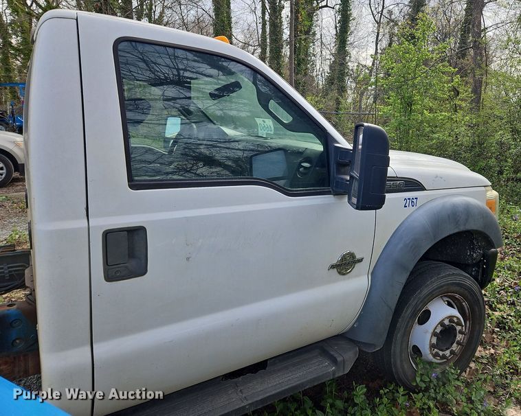 image for item OK9830 2011 Ford F550 Super Duty XL truck cab and chassis