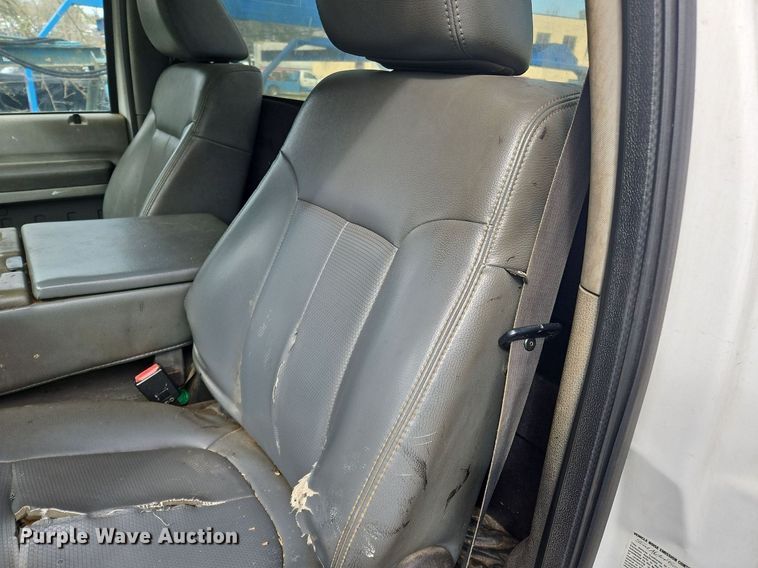 image for item OK9830 2011 Ford F550 Super Duty XL truck cab and chassis