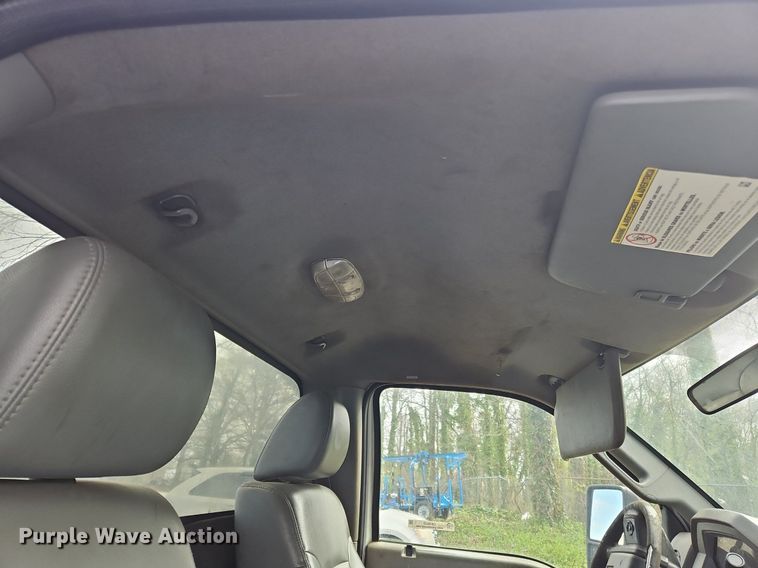 image for item OK9830 2011 Ford F550 Super Duty XL truck cab and chassis