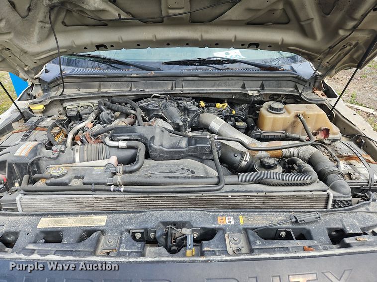 image for item OK9830 2011 Ford F550 Super Duty XL truck cab and chassis