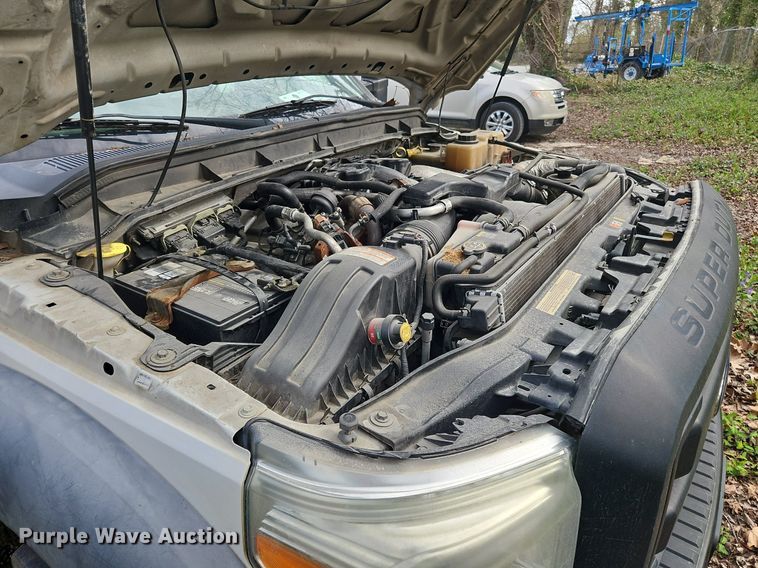 image for item OK9830 2011 Ford F550 Super Duty XL truck cab and chassis