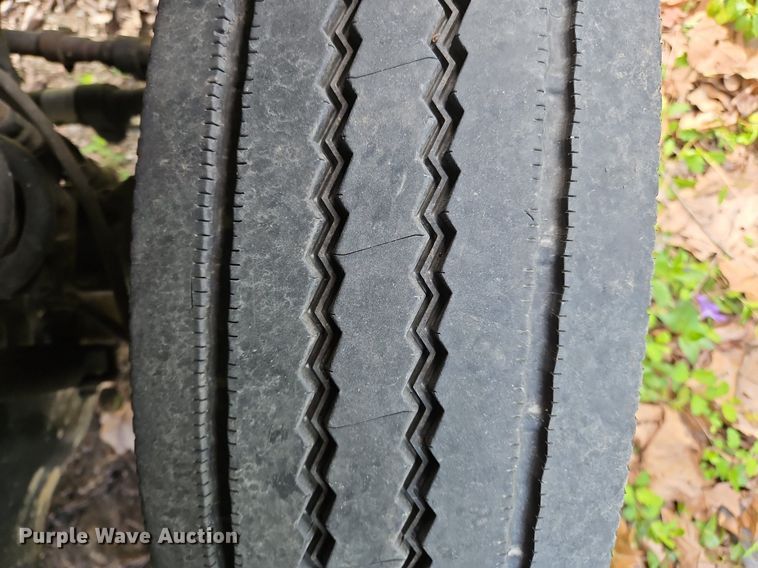 image for item OK9830 2011 Ford F550 Super Duty XL truck cab and chassis