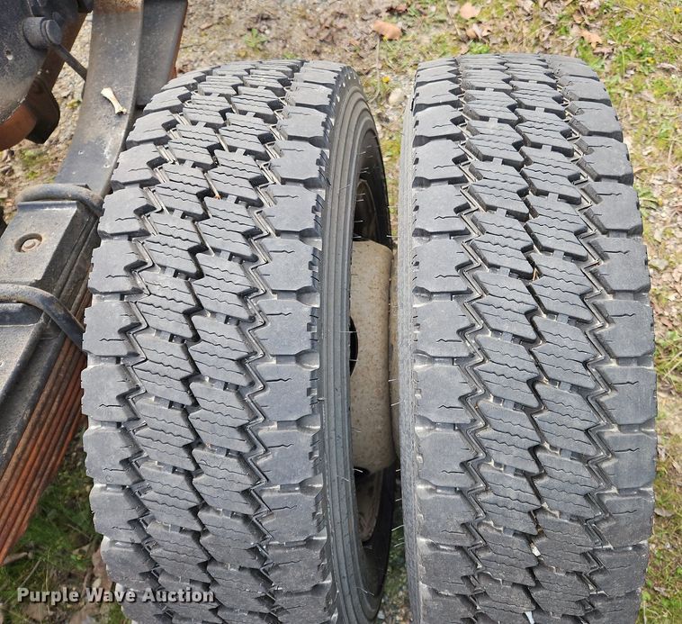 image for item OK9830 2011 Ford F550 Super Duty XL truck cab and chassis