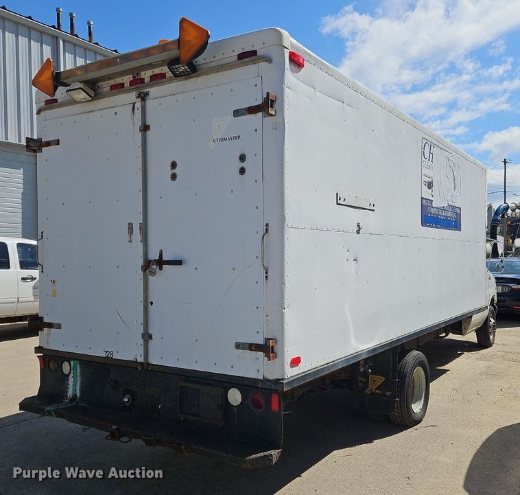 image for item OK9833 1998 Ford  E450 Super Duty sewer inspection truck