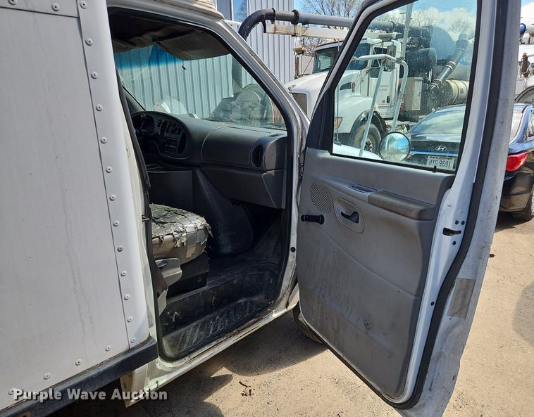 image for item OK9833 1998 Ford  E450 Super Duty sewer inspection truck