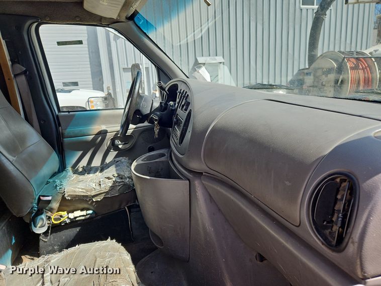 image for item OK9833 1998 Ford  E450 Super Duty sewer inspection truck