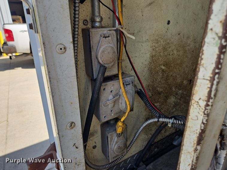 image for item OK9833 1998 Ford  E450 Super Duty sewer inspection truck