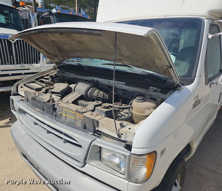 image for item OK9833 1998 Ford  E450 Super Duty sewer inspection truck