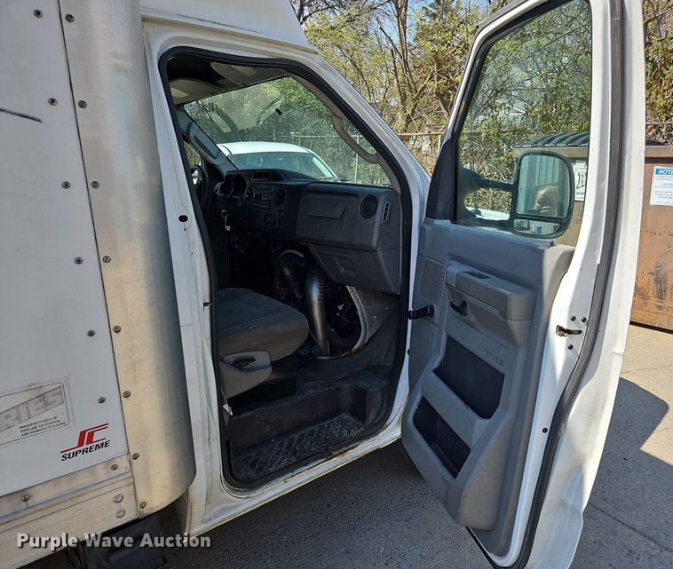 image for item OK9836 2010 Ford  E450 Super Duty sewer inspection truck