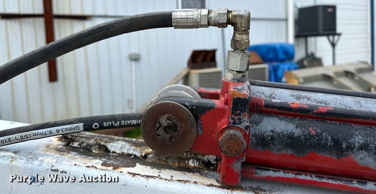 image for item OM9274 Auto Crane  3203 crane