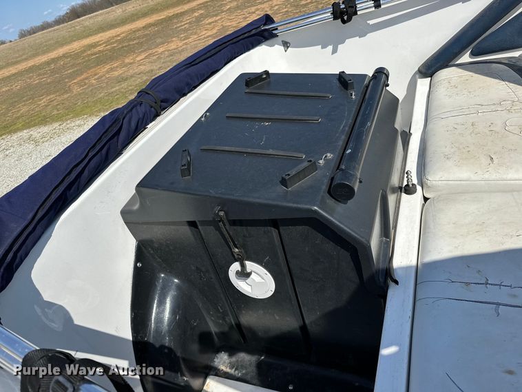 image for item OM9324 2003 SeaDoo Utopia 205 boat