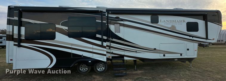 image for item OM9327 2015 Heartland  Ashland Landmark camper