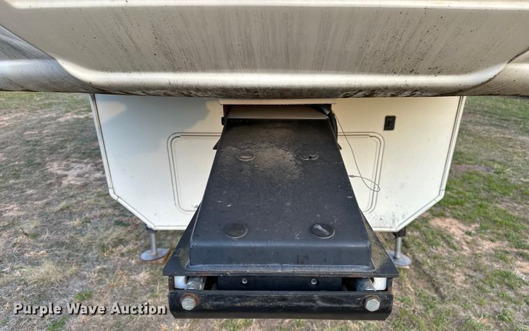 image for item OM9327 2015 Heartland  Ashland Landmark camper