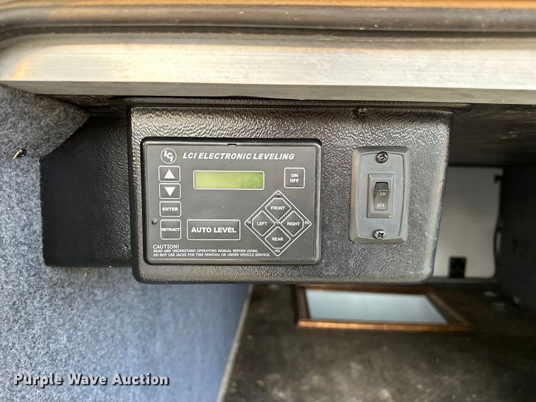 image for item OM9327 2015 Heartland  Ashland Landmark camper