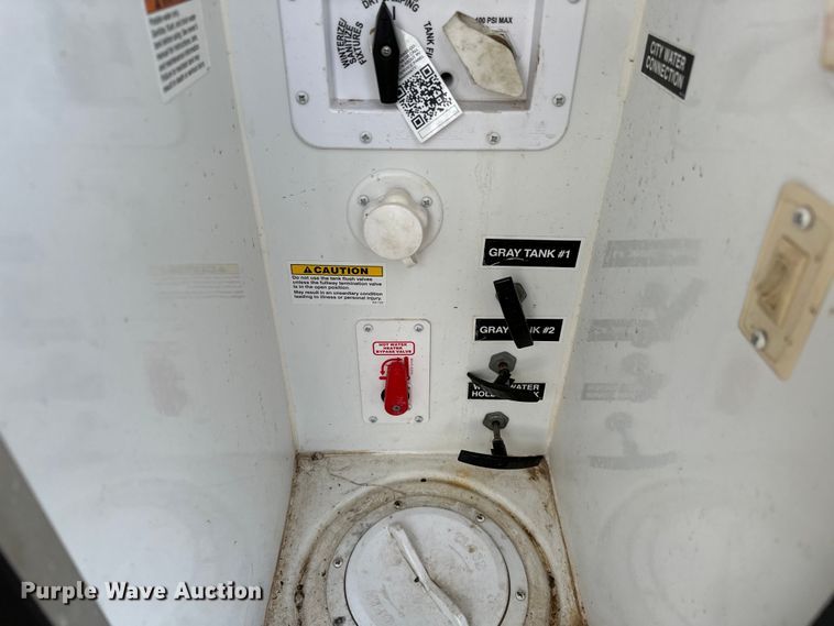 image for item OM9327 2015 Heartland  Ashland Landmark camper