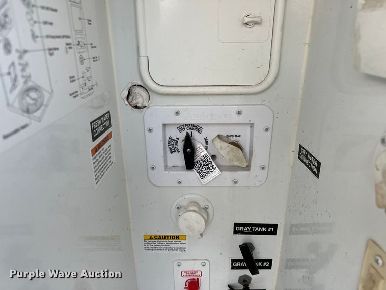 image for item OM9327 2015 Heartland  Ashland Landmark camper