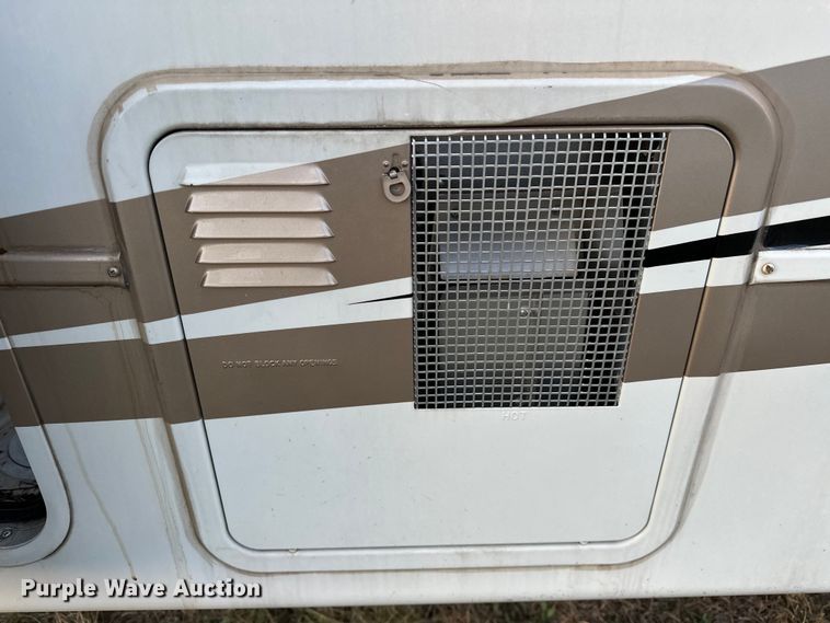 image for item OM9327 2015 Heartland  Ashland Landmark camper