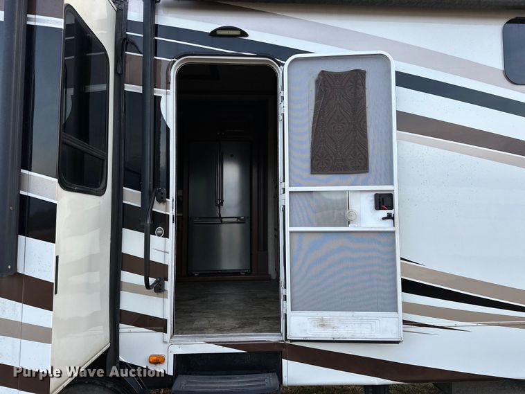 image for item OM9327 2015 Heartland  Ashland Landmark camper