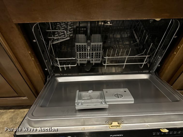 image for item OM9327 2015 Heartland  Ashland Landmark camper