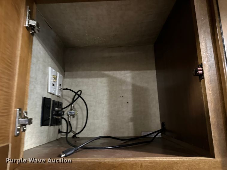 image for item OM9327 2015 Heartland  Ashland Landmark camper