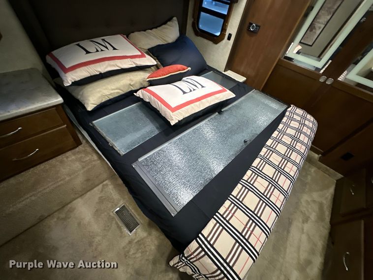 image for item OM9327 2015 Heartland  Ashland Landmark camper