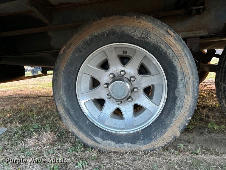 image for item OM9327 2015 Heartland  Ashland Landmark camper